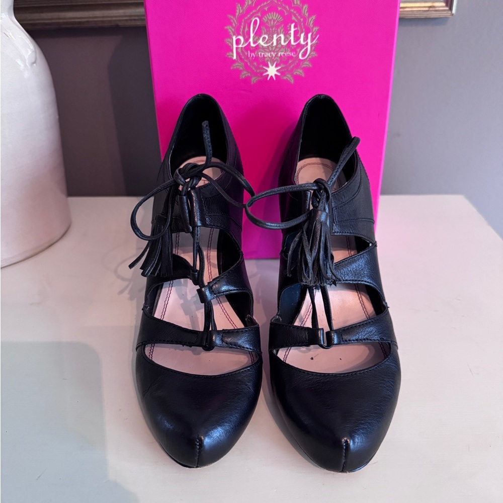 Plenty by Tracy Reese "Paola" Tassel Lace-Up Pumps 38M